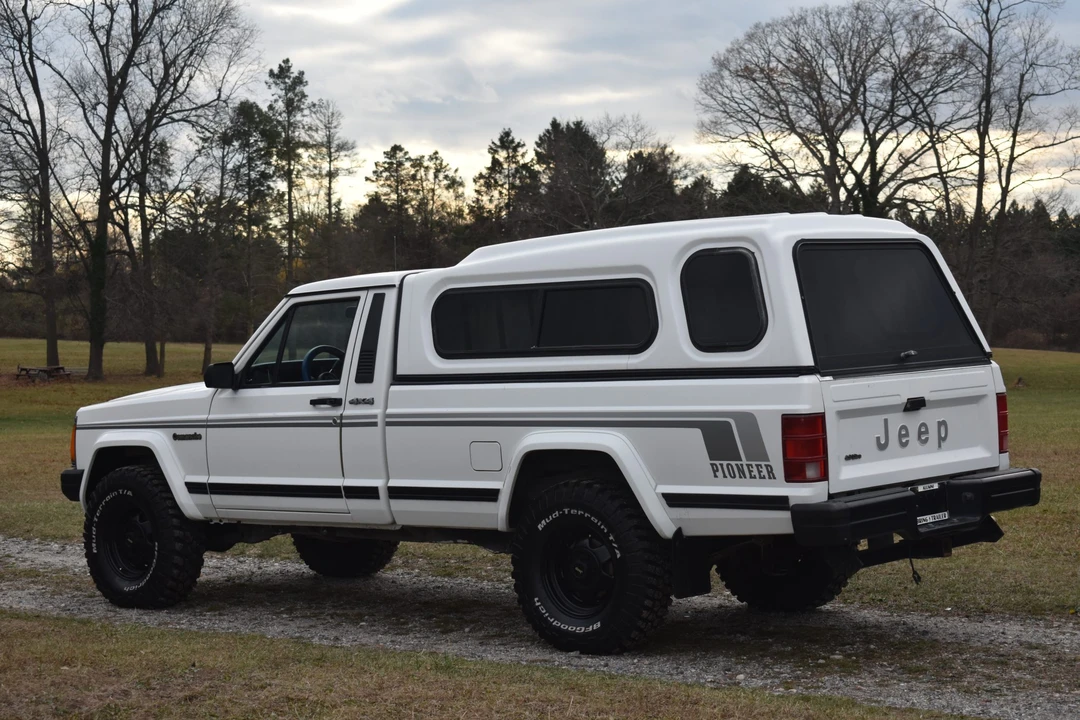 1989 Jeep Comanche - Image 23 of 31