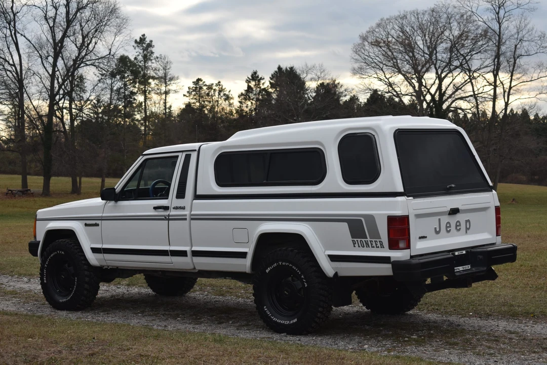 1989 Jeep Comanche - Image 24 of 31