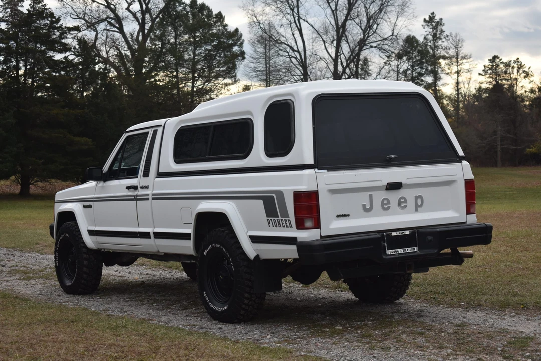 1989 Jeep Comanche - Image 25 of 31