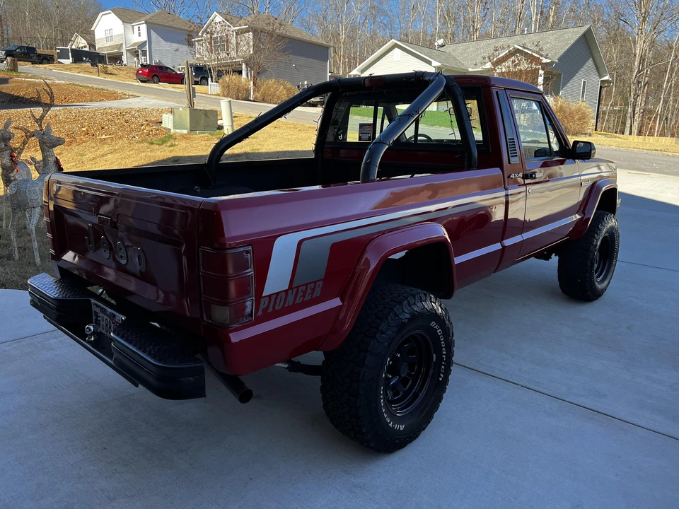 1989 Jeep Comanche - Image 16 of 31