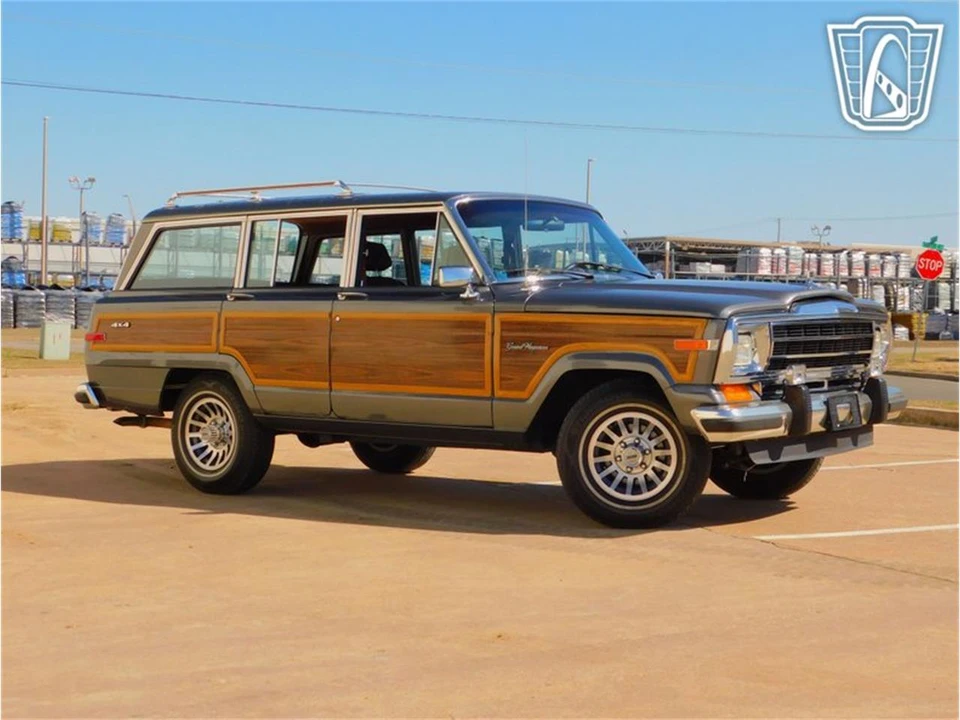 1989 Jeep SJ Grand Wagoneer - Image 31 of 31