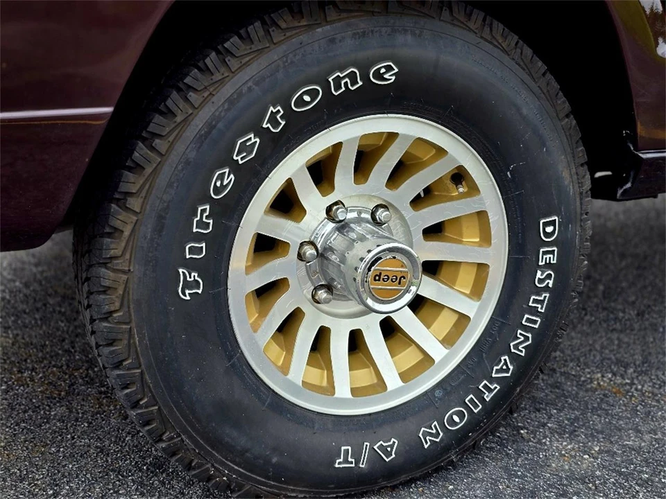 1989 Jeep SJ Grand Wagoneer - Image 16 of 31