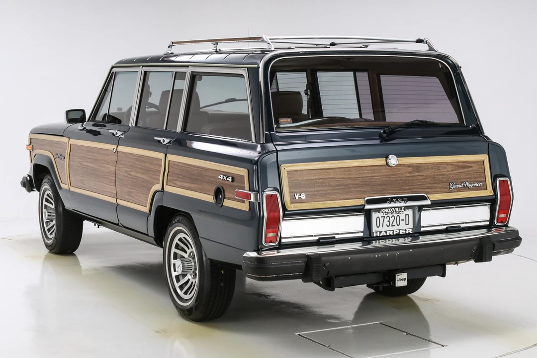 1989 Jeep SJ Grand Wagoneer - Image 6 of 31