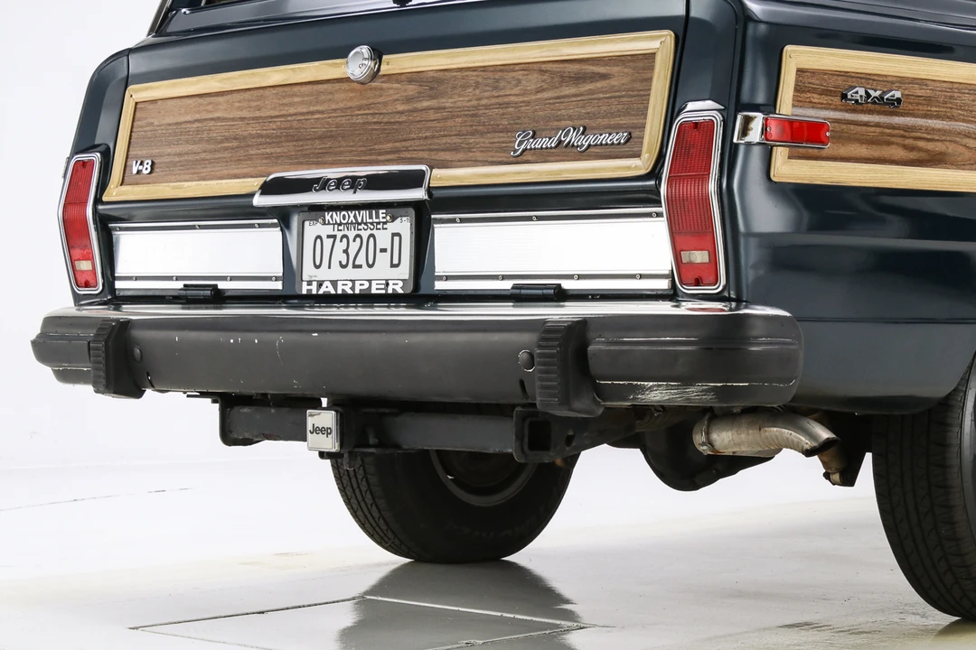 1989 Jeep SJ Grand Wagoneer - Image 15 of 31