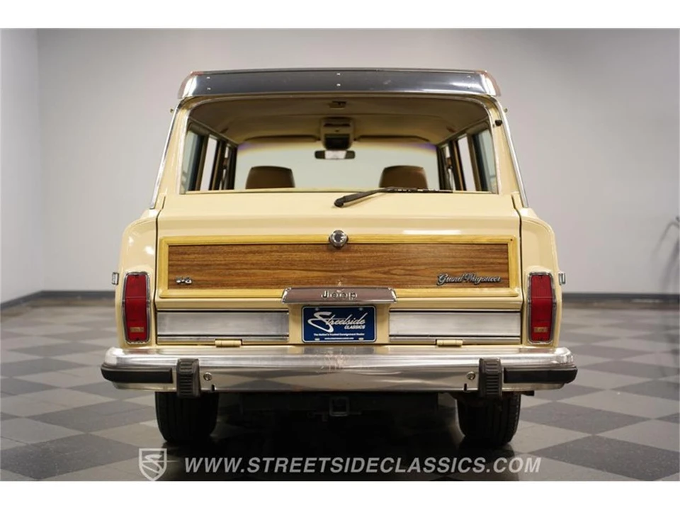 1989 Jeep SJ Grand Wagoneer - Image 24 of 31