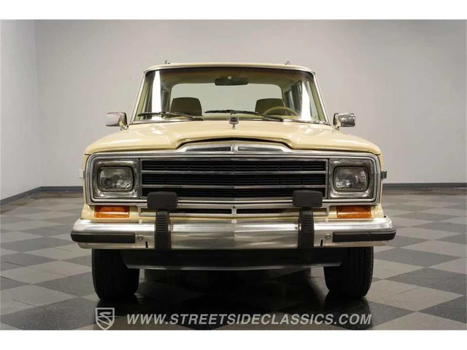 1989 Jeep SJ Grand Wagoneer - Image 16 of 31