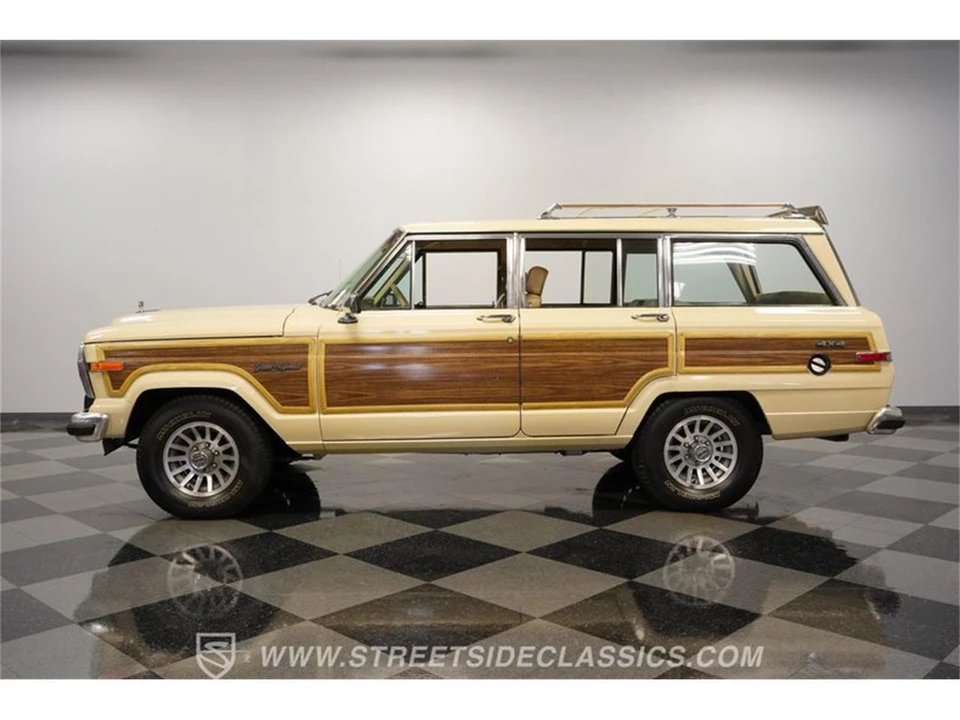 1989 Jeep SJ Grand Wagoneer - Image 6 of 31