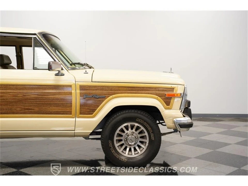 1989 Jeep SJ Grand Wagoneer - Image 29 of 31