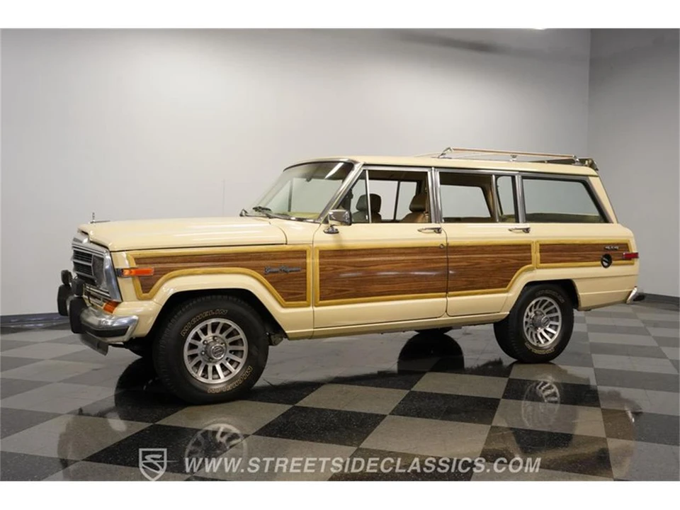 1989 Jeep SJ Grand Wagoneer - Image 5 of 31