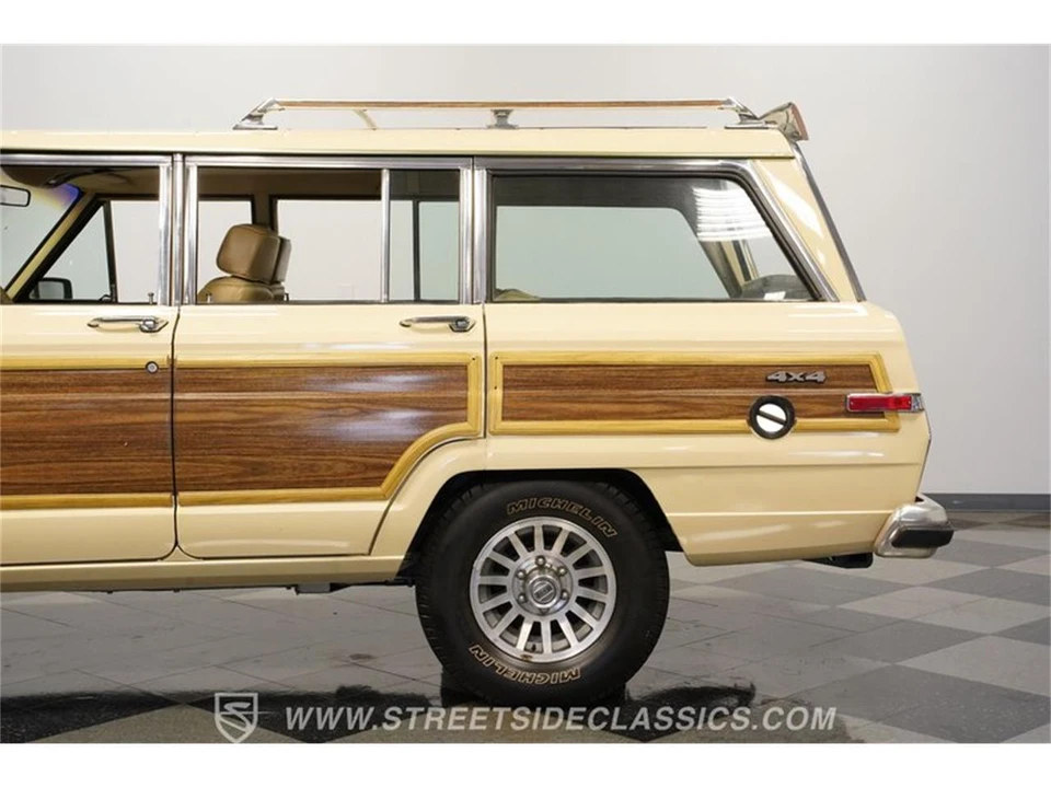 1989 Jeep SJ Grand Wagoneer - Image 23 of 31