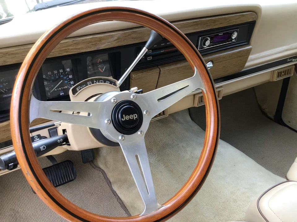 1989 Jeep SJ Grand Wagoneer - Image 26 of 31