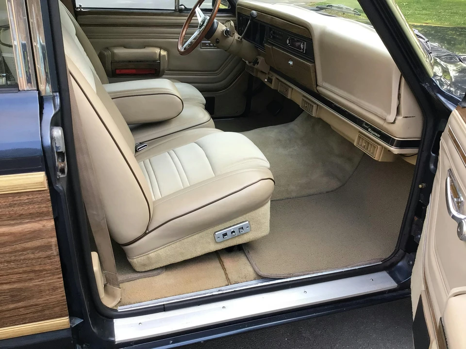 1989 Jeep SJ Grand Wagoneer - Image 30 of 31