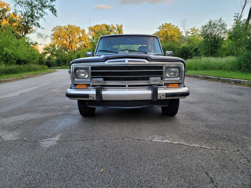 1989 Jeep SJ Grand Wagoneer - Image 20 of 31