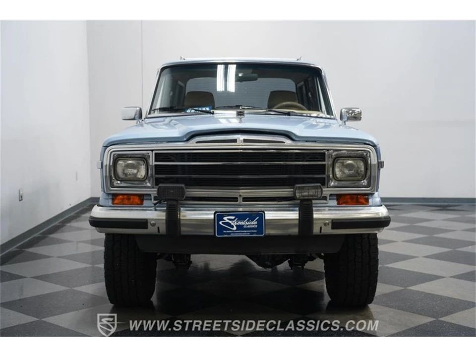 1989 Jeep SJ Grand Wagoneer - Image 15 of 31