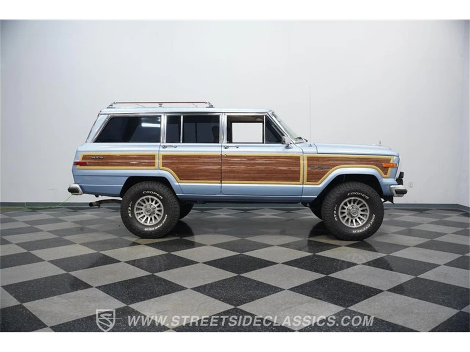 1989 Jeep SJ Grand Wagoneer - Image 12 of 31