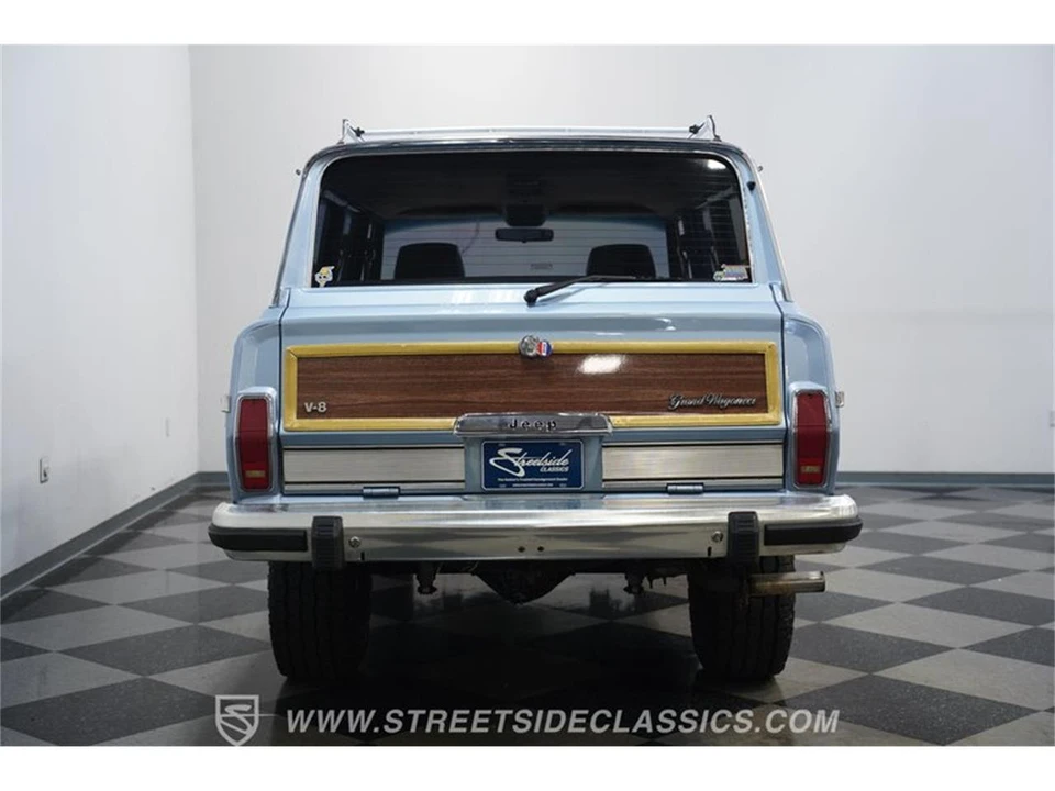 1989 Jeep SJ Grand Wagoneer - Image 21 of 31