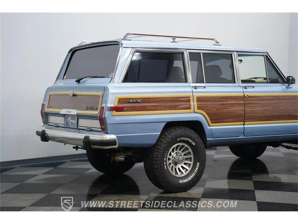 1989 Jeep SJ Grand Wagoneer - Image 22 of 31