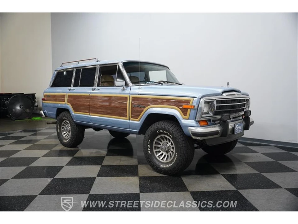 1989 Jeep SJ Grand Wagoneer - Image 14 of 31