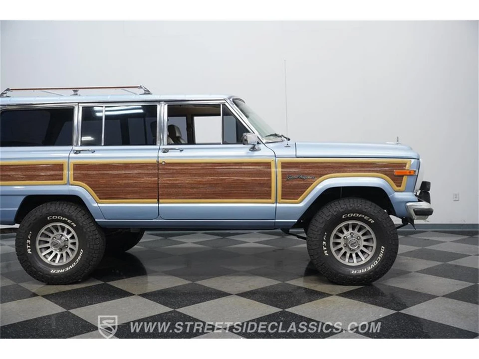 1989 Jeep SJ Grand Wagoneer - Image 26 of 31