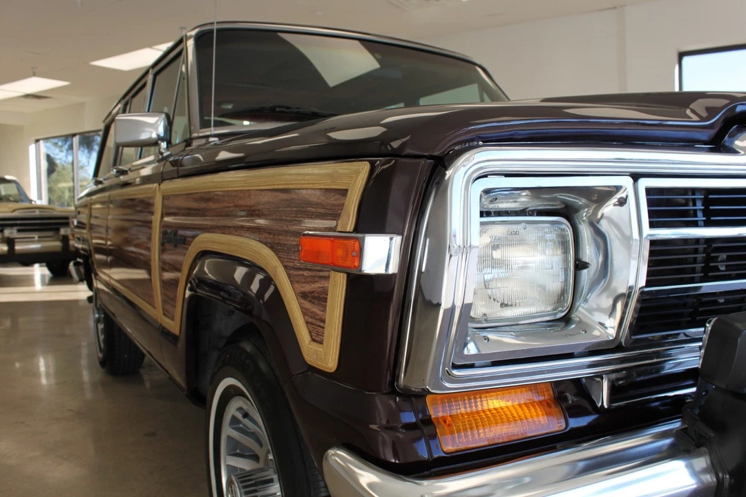 1989 Jeep SJ Wagoneer - Image 18 of 21