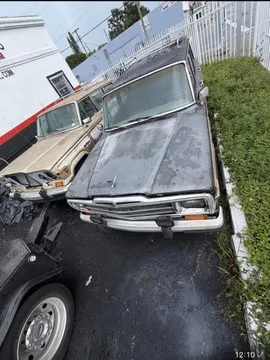 1989 Jeep Grand Wagoneer