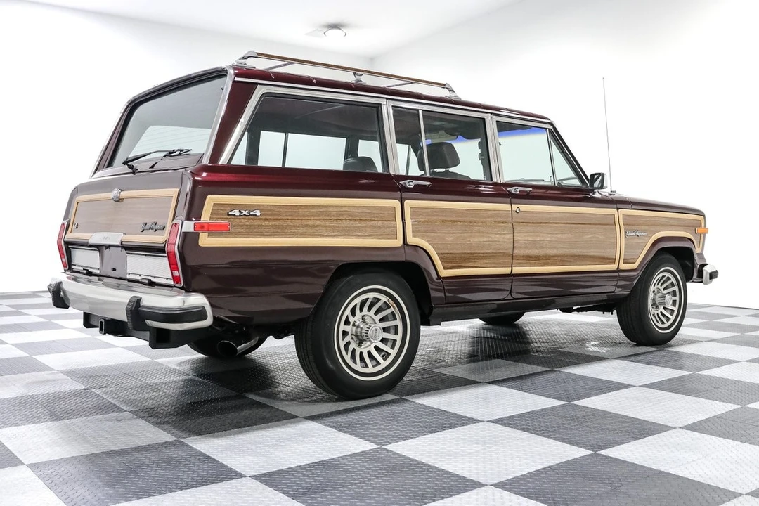 1989 Jeep SJ Wagoneer - Image 7 of 21