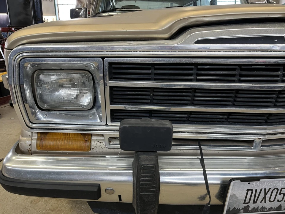 1989 Jeep SJ Grand Wagoneer - Image 27 of 31