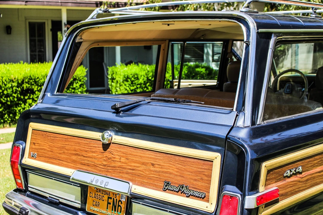 1989 Jeep SJ Grand Wagoneer - Image 30 of 31