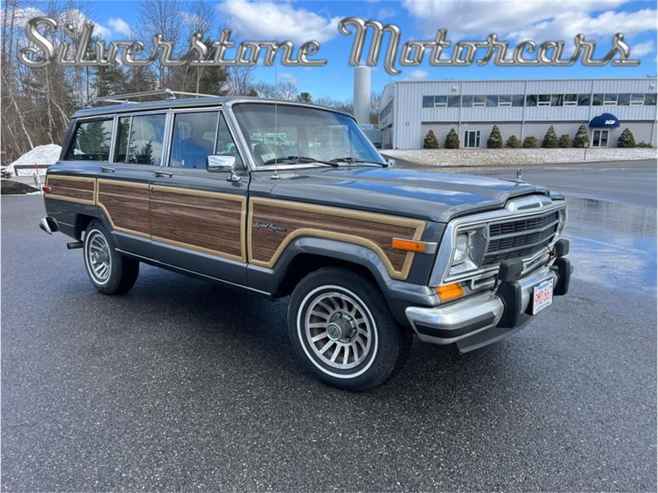 1989 Jeep SJ Grand Wagoneer - Image 3 of 31