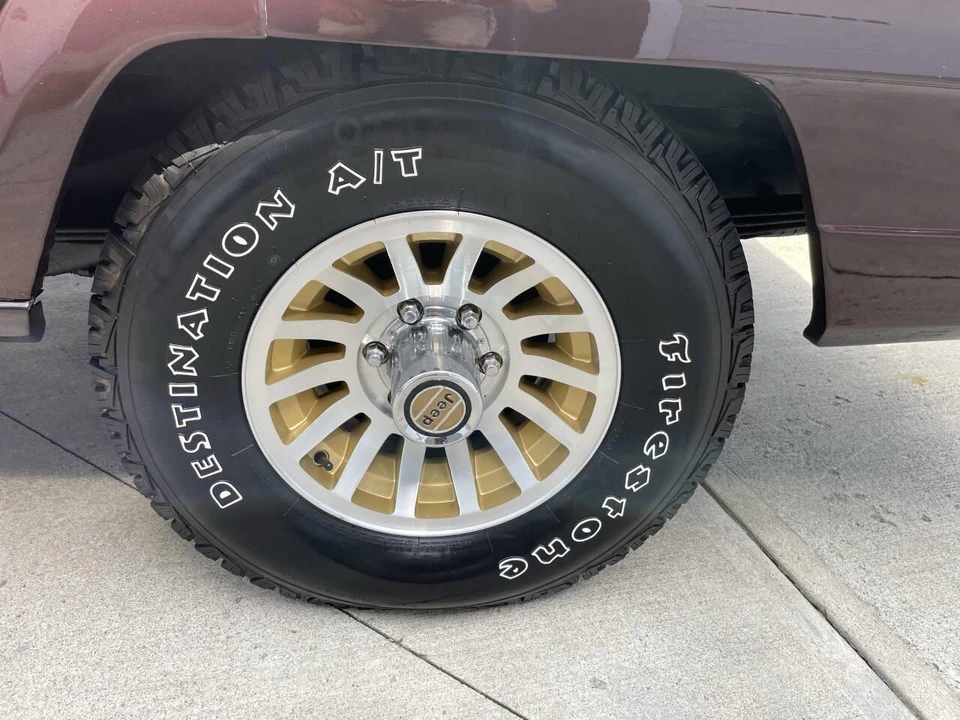 1989 Jeep SJ Grand Wagoneer - Image 16 of 31