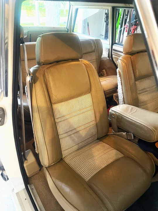 1989 Jeep SJ Grand Wagoneer - Image 25 of 31