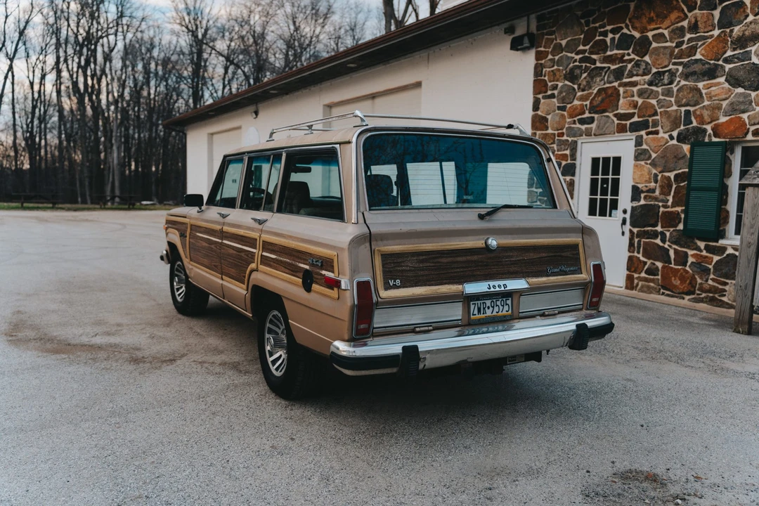 1989 Jeep - Image 17 of 31