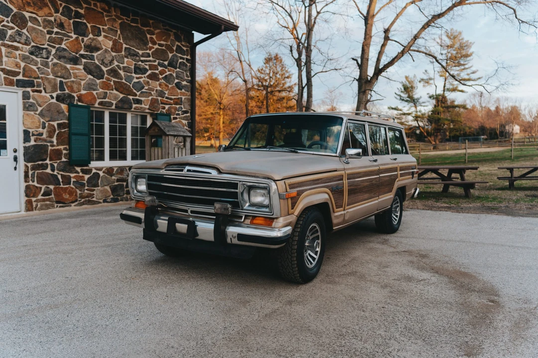 1989 Jeep - Image 2 of 31