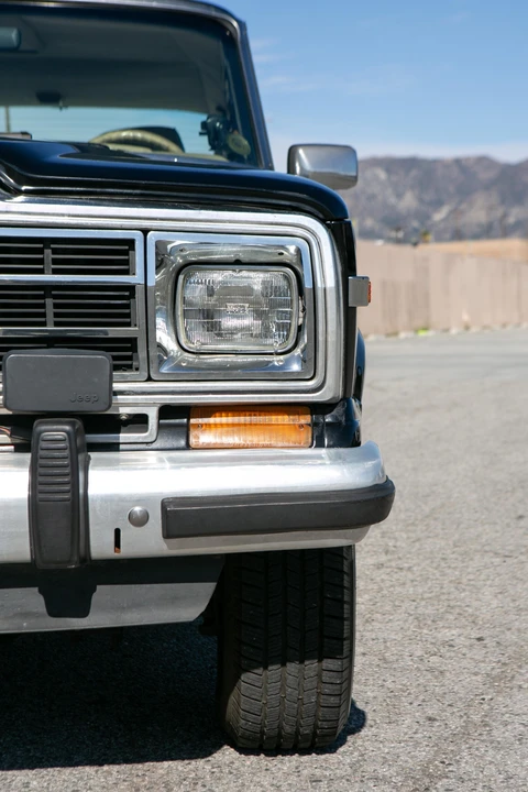 1989 Jeep SJ Grand Wagoneer - Image 19 of 31