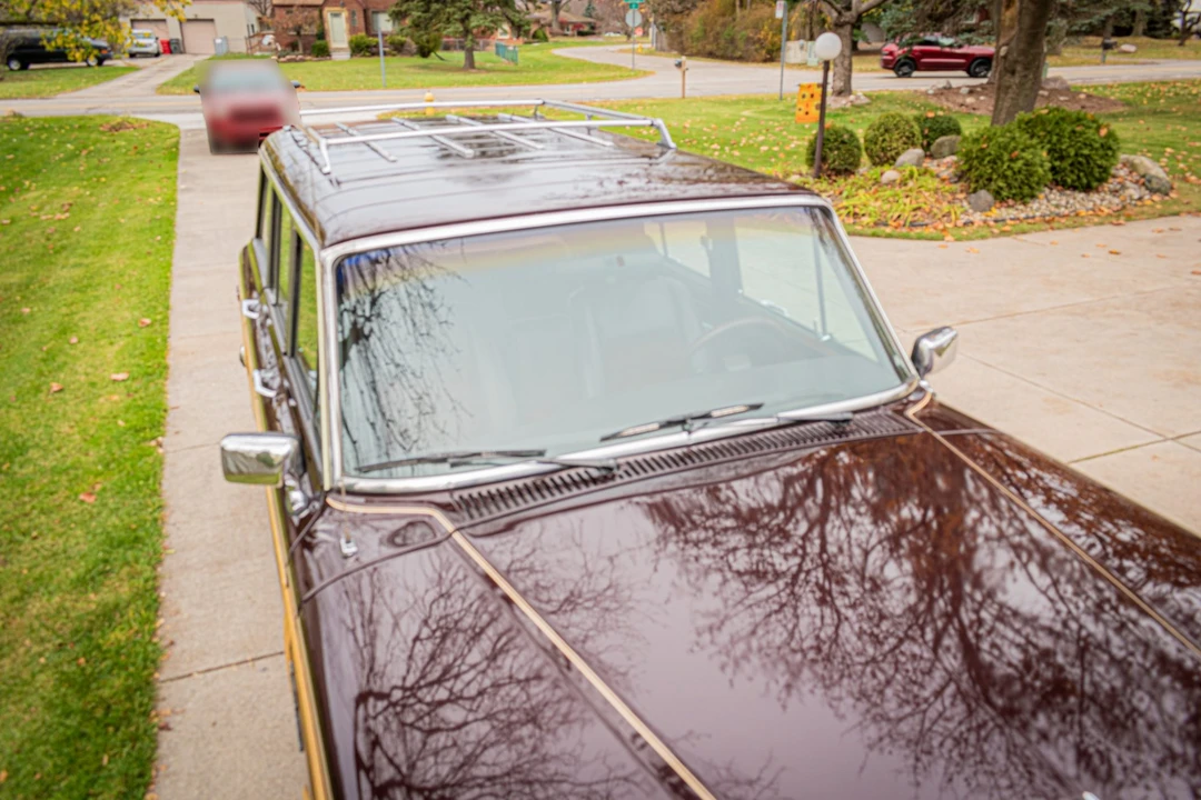 1989 Jeep SJ Grand Wagoneer - Image 10 of 31