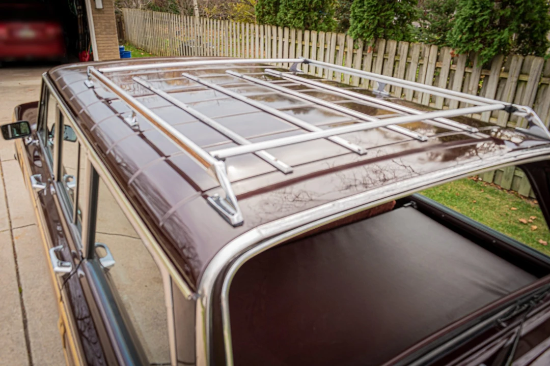 1989 Jeep SJ Grand Wagoneer - Image 12 of 31