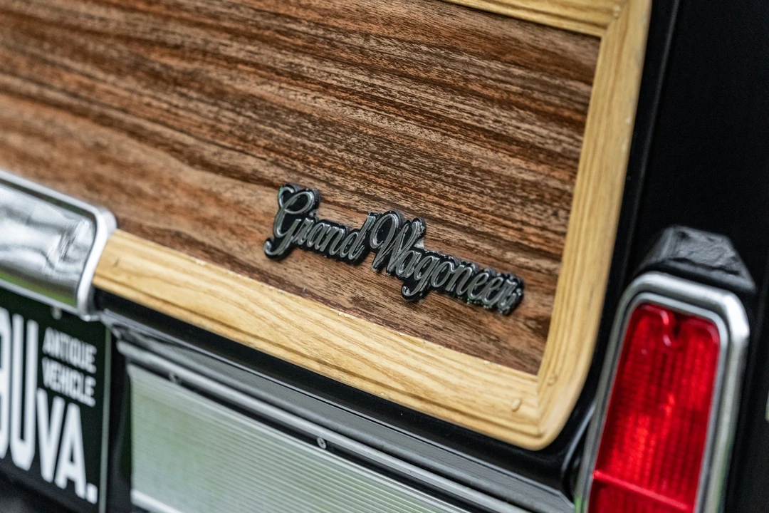 1989 Jeep SJ Grand Wagoneer - Image 30 of 31