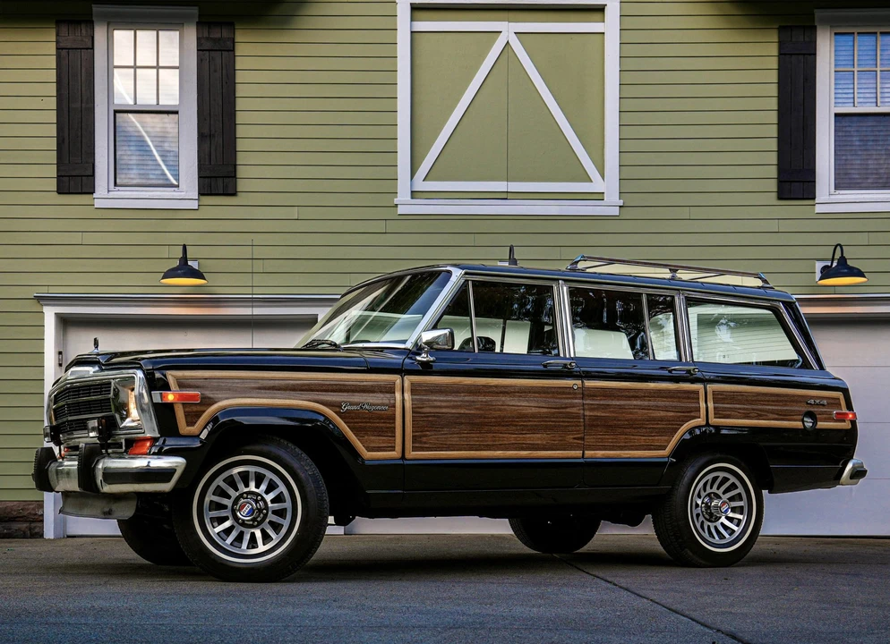 1989 Jeep SJ Grand Wagoneer - Image 5 of 31