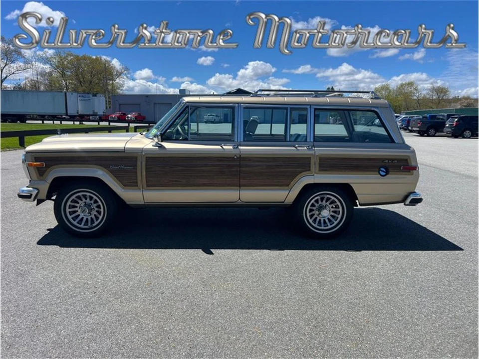 1989 Jeep SJ Grand Wagoneer - Image 26 of 31