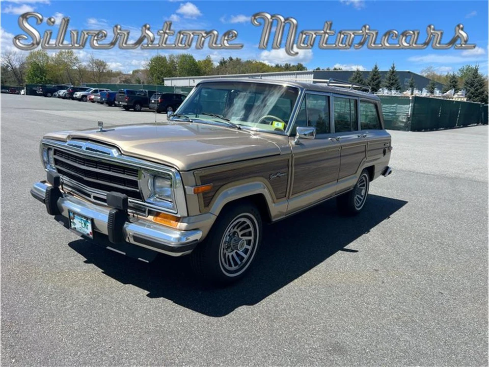 1989 Jeep SJ Grand Wagoneer - Image 3 of 31