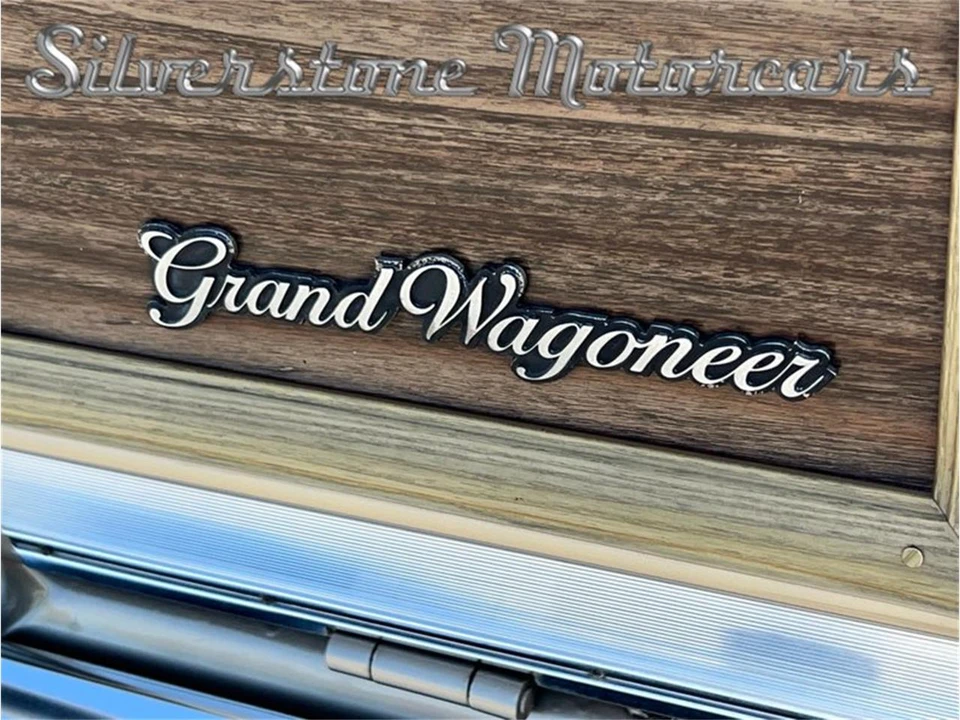 1989 Jeep SJ Grand Wagoneer - Image 4 of 31