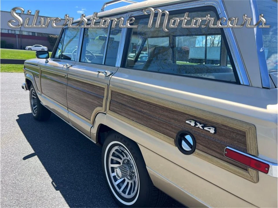 1989 Jeep SJ Grand Wagoneer - Image 23 of 31