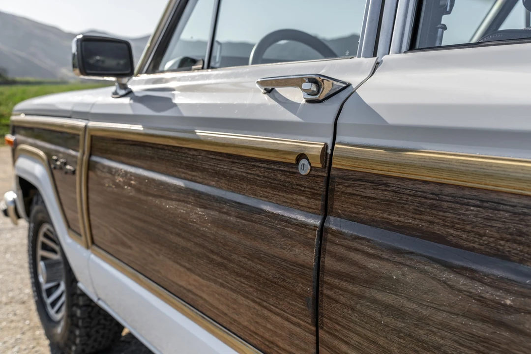 1989 Jeep SJ Grand Wagoneer - Image 31 of 31