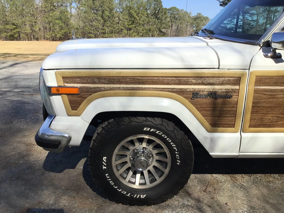 1989 Jeep SJ Grand Wagoneer - Image 20 of 31