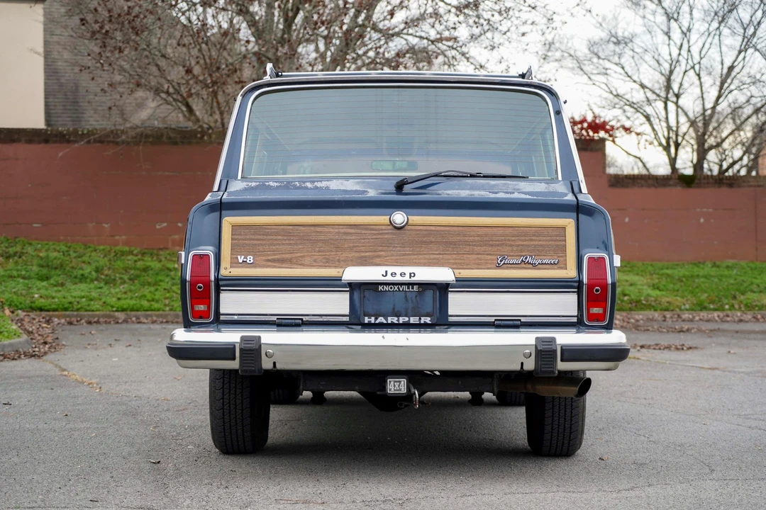 1989 Jeep SJ Grand Wagoneer - Image 6 of 31