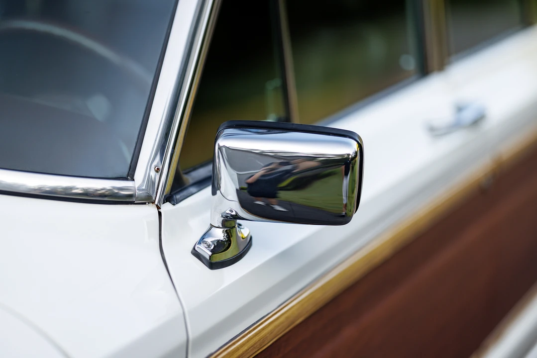 1989 Jeep SJ Grand Wagoneer - Image 31 of 31