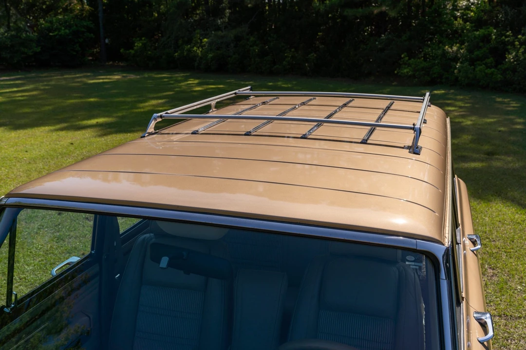 1989 Jeep SJ Grand Wagoneer - Image 31 of 31