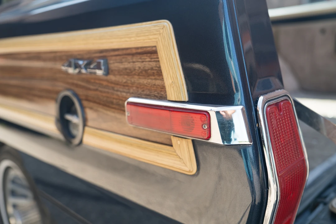 1989 Jeep SJ Grand Wagoneer - Image 31 of 31
