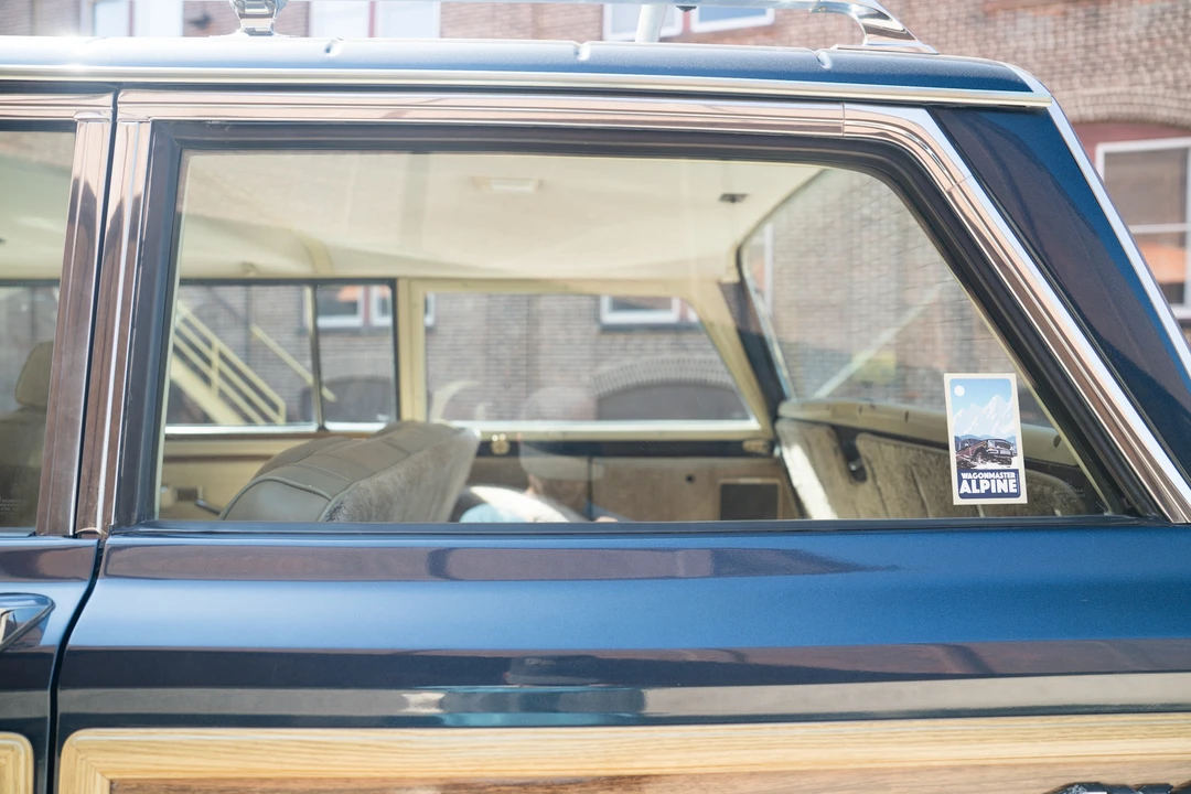 1989 Jeep SJ Grand Wagoneer - Image 18 of 31