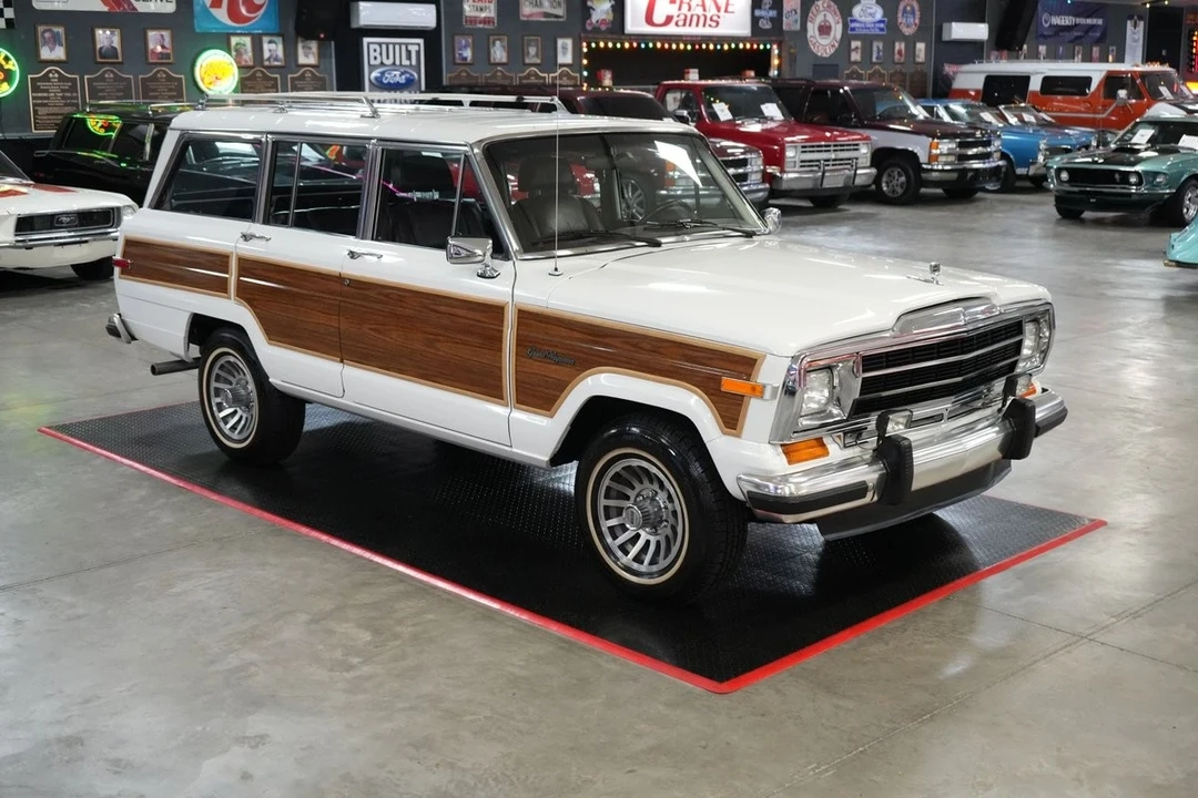 1989 Jeep SJ Wagoneer - Image 17 of 21